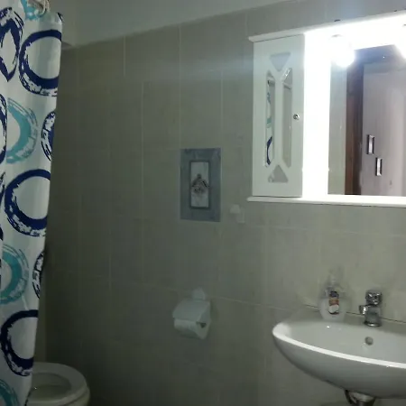 Panormitis Pizanias Skalia