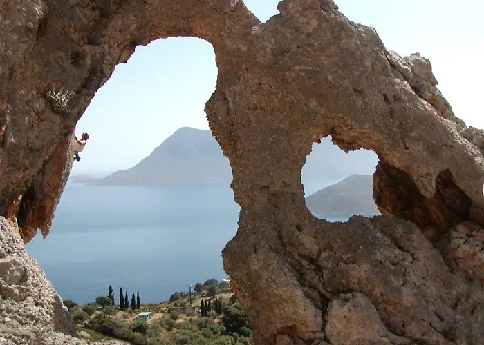 Panormitis Pizanias Skalia