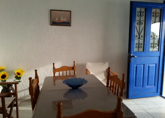 Apartment Panormitis Pizanias *