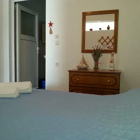 Panormitis Pizanias Διαμέρισμα