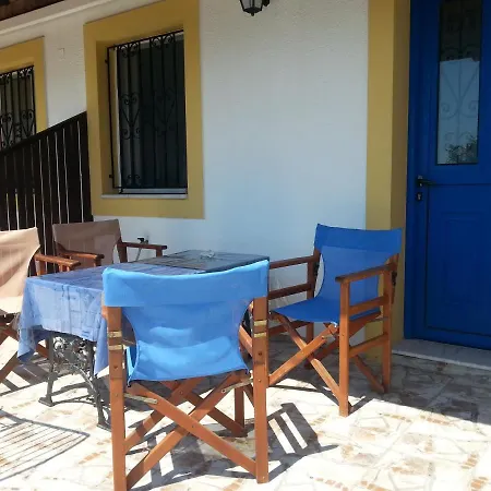 Panormitis Pizanias Apartament Skaliá