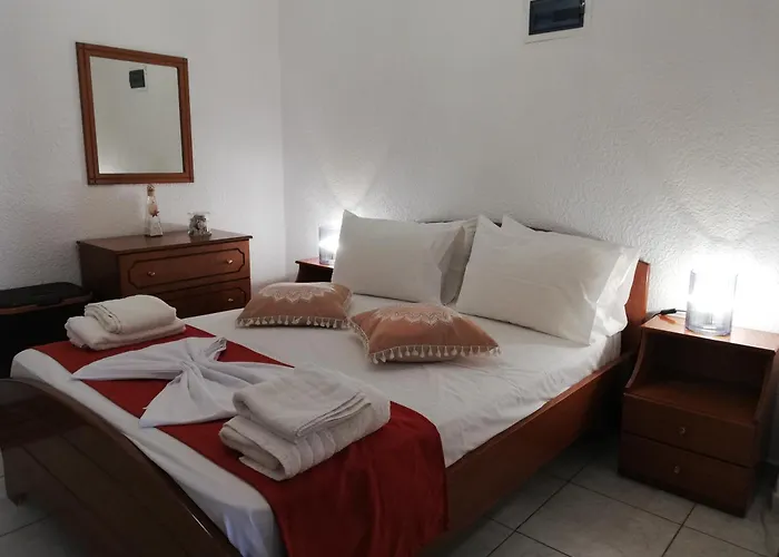 شقة Panormitis Pizanias *