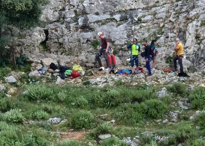 Panormitis Pizanias * Skaliá