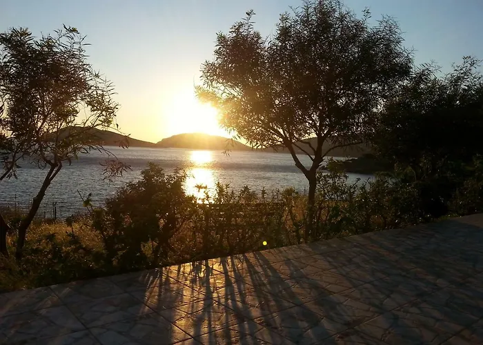 شقة Panormitis Pizanias Skaliá